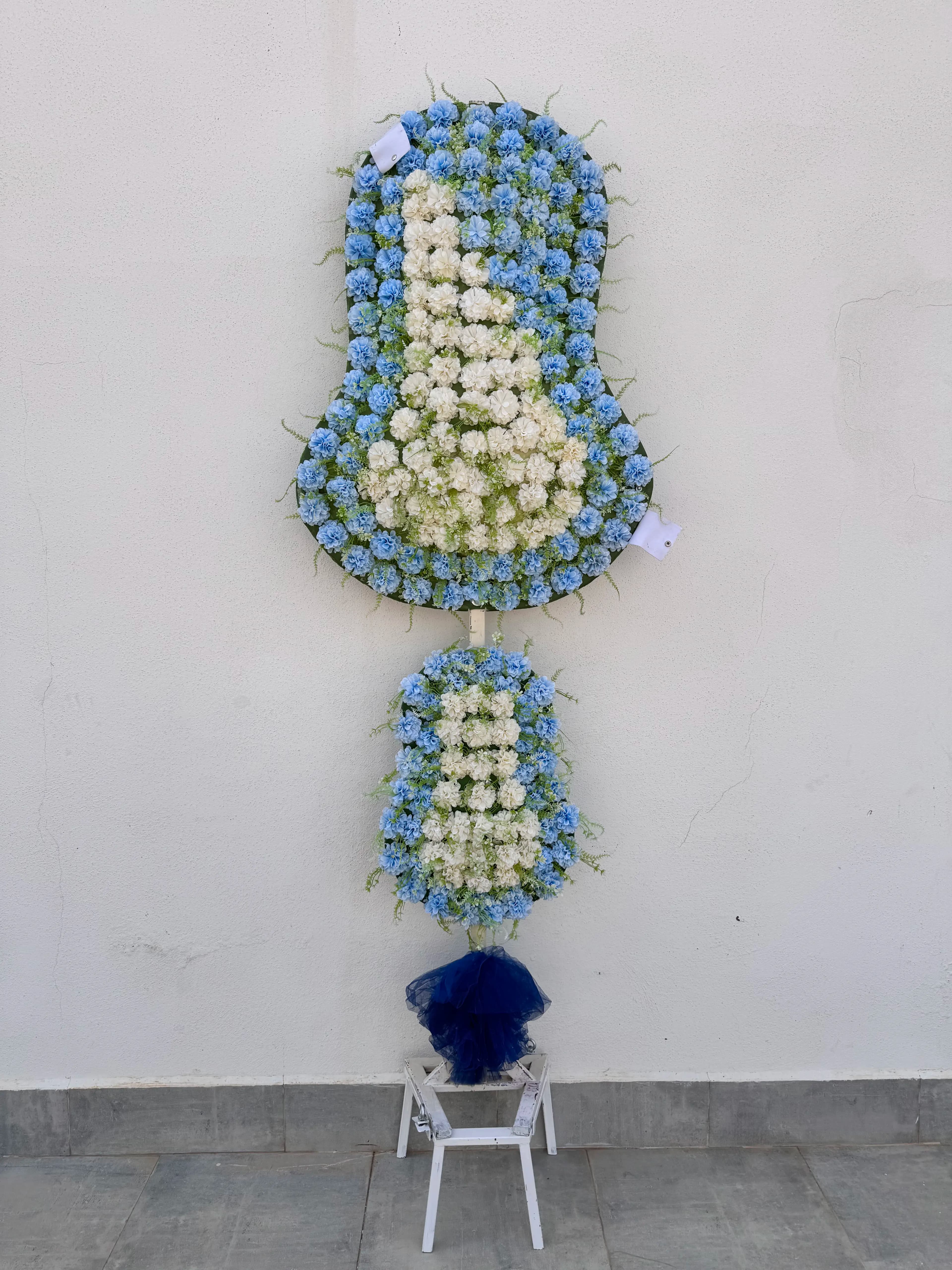 Alanya Gazipasa Ve Tum Otellere Hizli Celenk Gonderimi 11 - Alanya Cikcilli çelenk teslimatı (birinci sınıf yapay çiçeklerle).