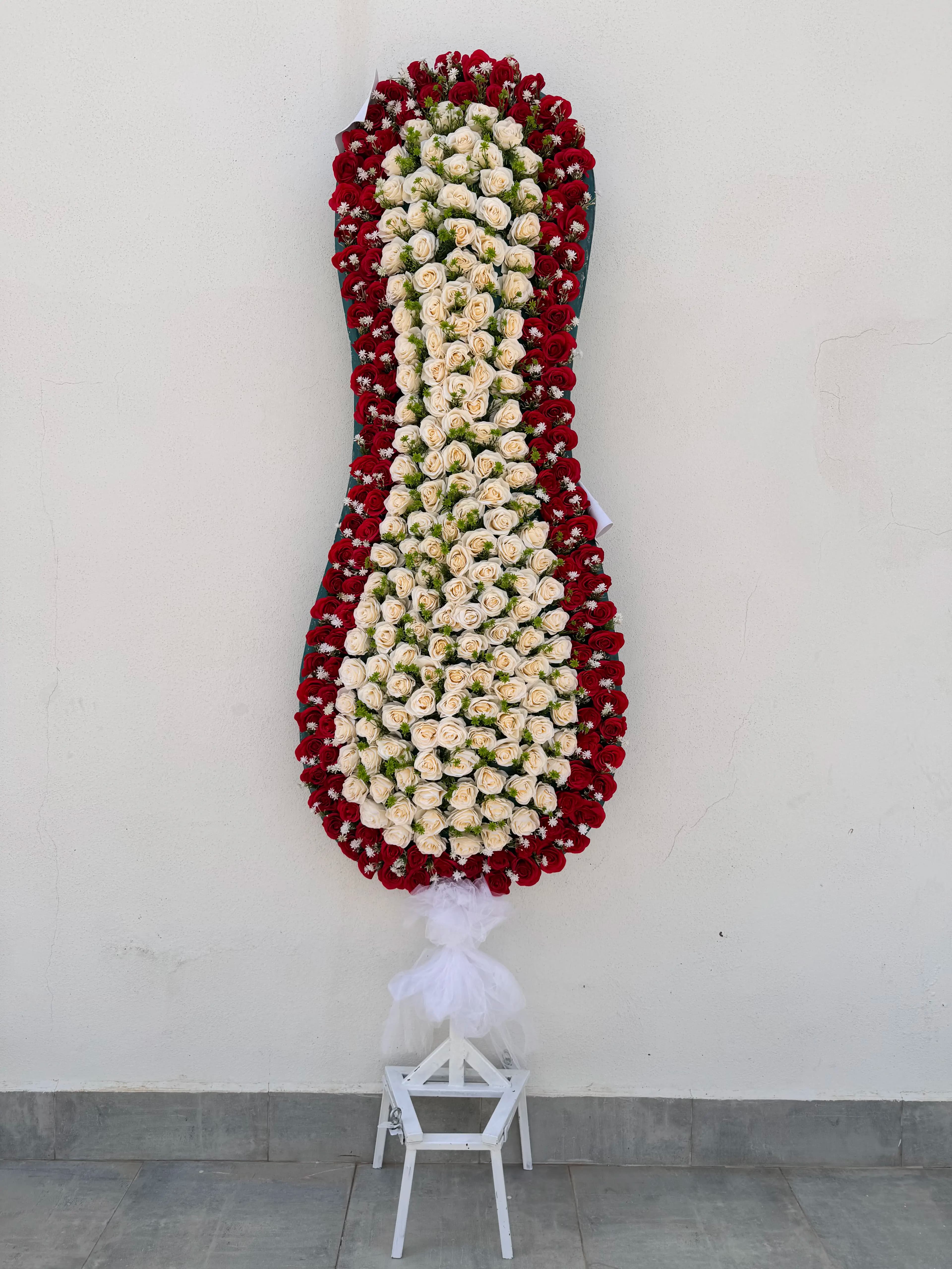 Alanya Protokol Ve Kurumsal Celenk 5 - Alanya Kargıcak çelenk teslimatı (birinci sınıf yapay çiçeklerle).